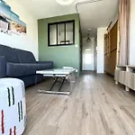 Apartament Pretty And Bright With View On The Harbor Les Sables-dʼOlonne