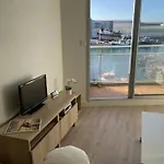 Pretty And Bright With View On The Harbor * لي سابلِ دولونْ
