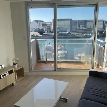 Pretty And Bright With View On The Harbor * Les Sables-d'Olonne