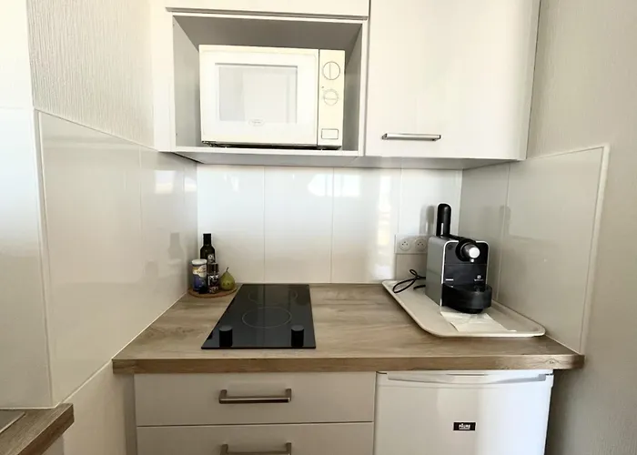 Apartment Pretty And Bright With View On The Harbor *